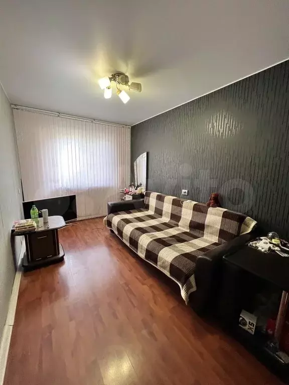 3-к. квартира, 57,3 м, 1/4 эт. - Фото 1