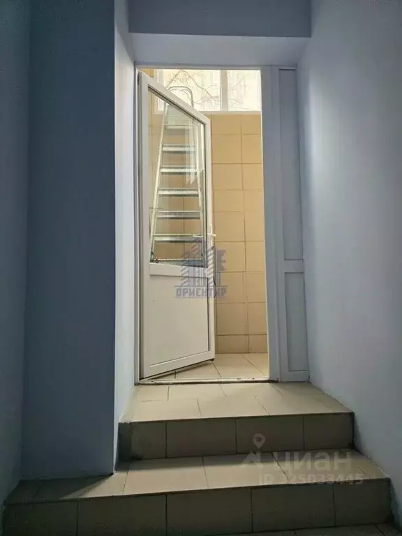 Помещение свободного назначения в Чувашия, Чебоксары ул. Космонавта ... - Фото 2