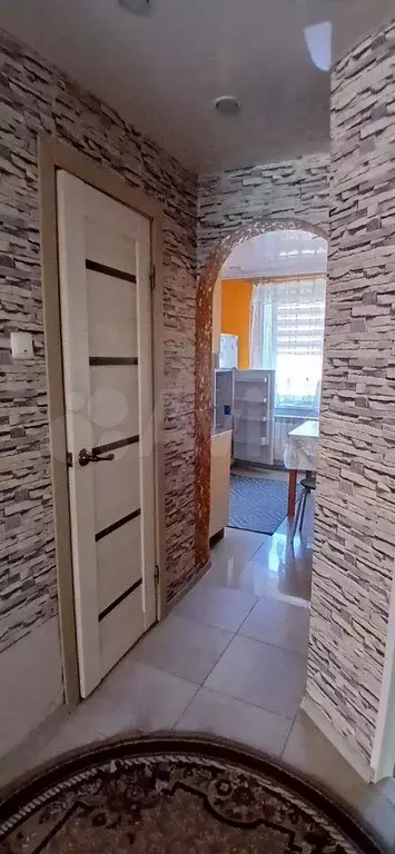 2-к. квартира, 47 м, 1/5 эт. - Фото 0