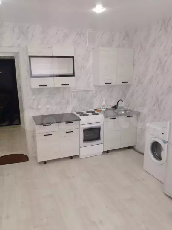 1-к. квартира, 30 м, 1/3 эт. - Фото 0