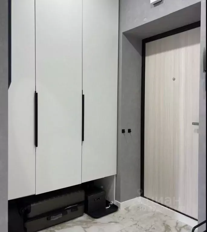 Студия Кировская область, Киров ул. Капитана Дорофеева, 7к1 (30.0 м) - Фото 2