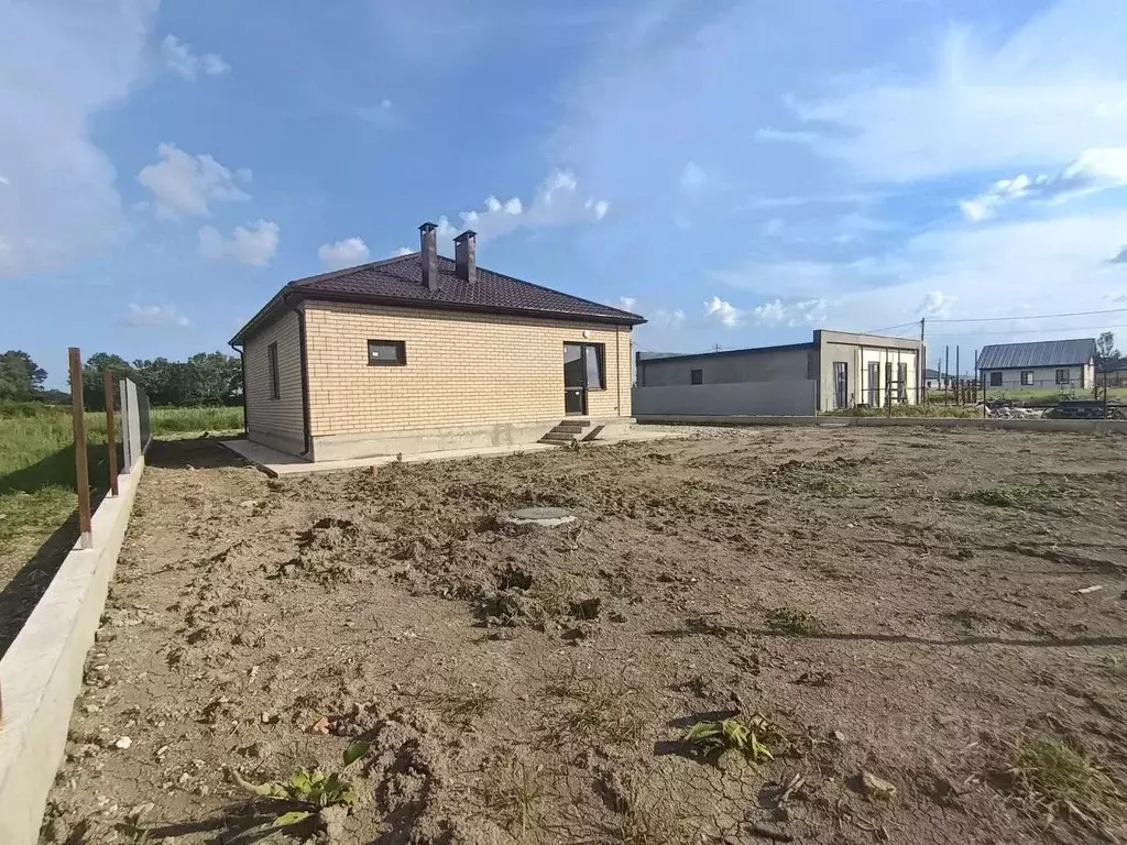 Дом в Краснодарский край, Крымск ул. Крючкова, 27 (85 м) - Фото 1