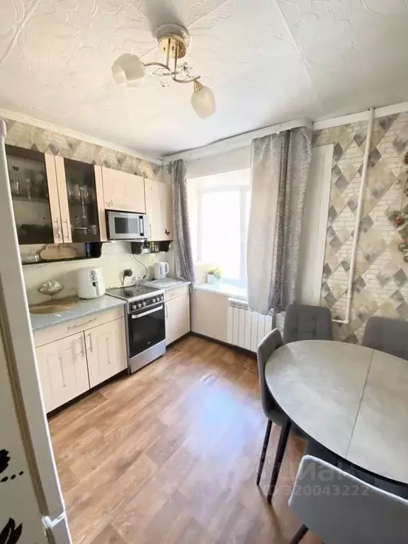 4-к кв. Бурятия, Улан-Удэ ул. Калашникова, 16 (70.4 м) - Фото 1