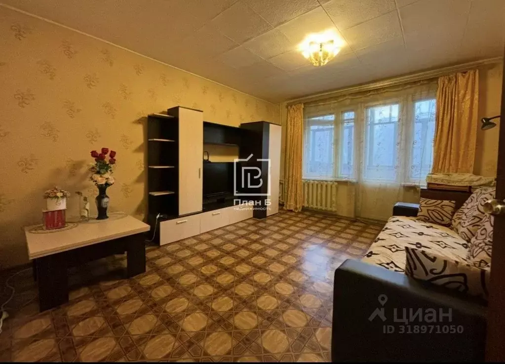 3-к кв. Калужская область, Калуга Московская ул., 213 (63.0 м) - Фото 0