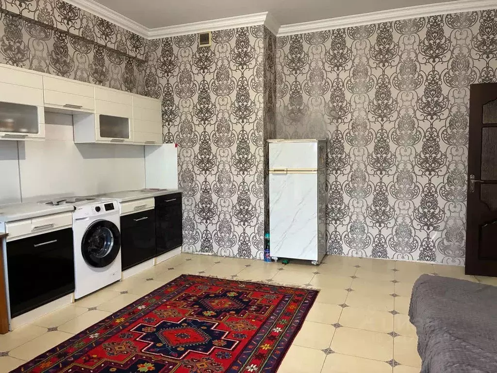 2-к кв. Дагестан, Махачкала ул. Ломоносова, 4 (67.0 м) - Фото 0