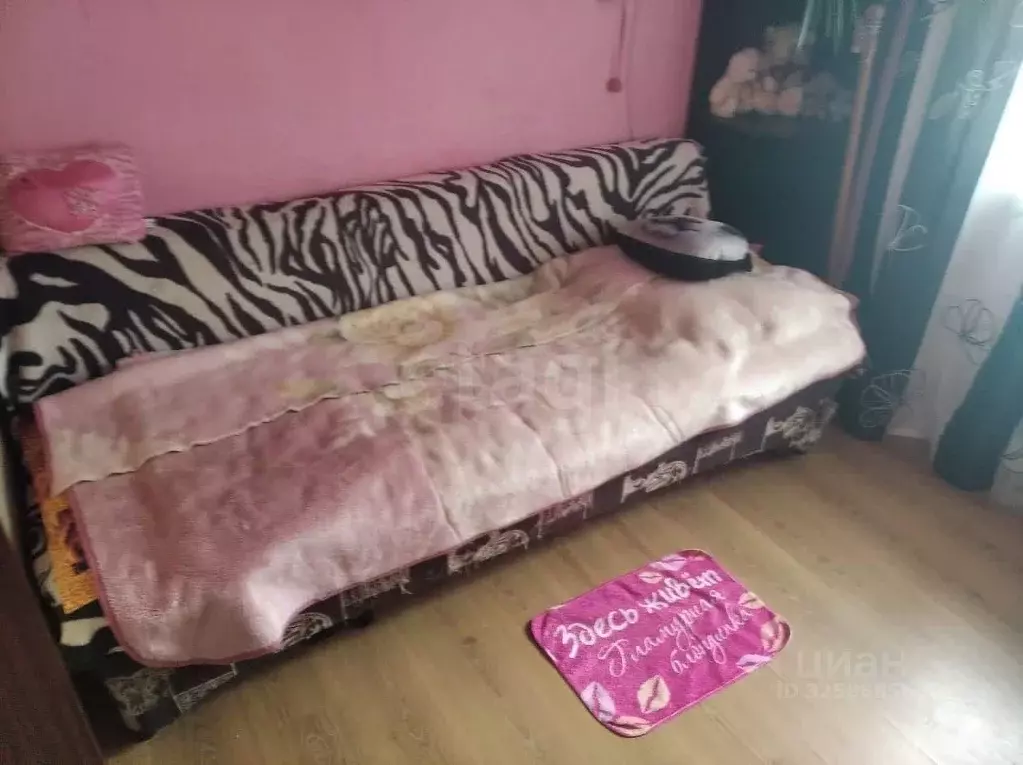 Комната Ямало-Ненецкий АО, Новый Уренгой Юбилейный мкр, 4/2 (8.0 м) - Фото 1