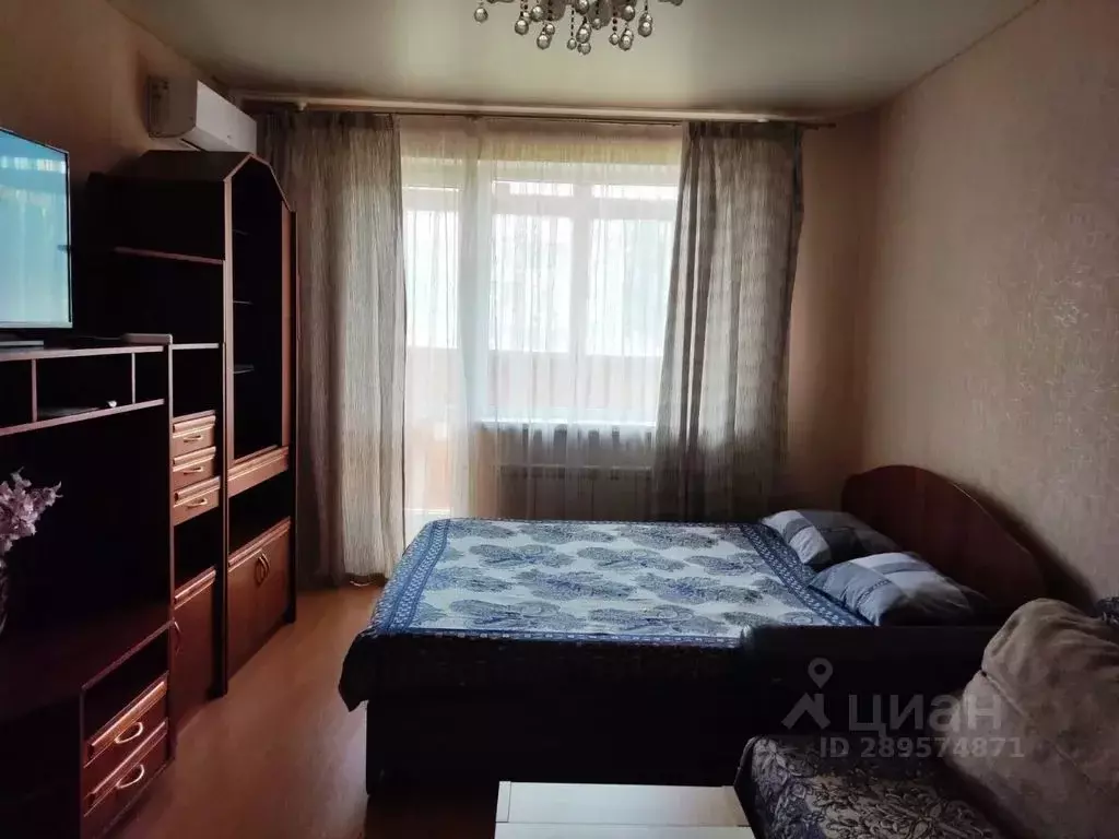 1-к кв. Волгоградская область, Волгоград Семь Ветров мкр, ул. ... - Фото 1