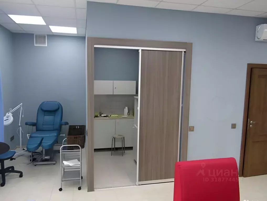 Офис в Татарстан, Казань ул. Фикрята Табеева, 3 (37 м) - Фото 1