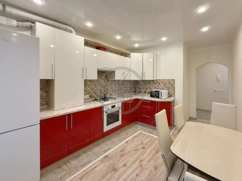 1-к кв. Калужская область, Калуга ул. Поле Свободы, 105 (42.1 м) - Фото 1