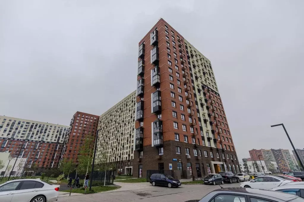 3-к кв. Московская область, Люберцы городской округ, Мирный пгт ул. ... - Фото 2