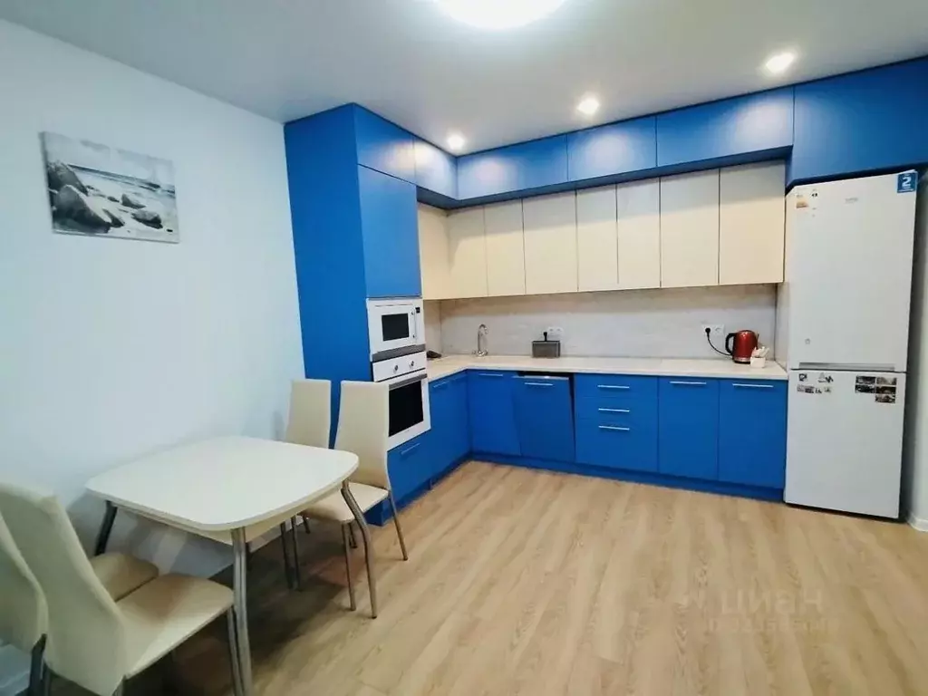 3-к кв. Москва ул. Большое Понизовье, 8 (95.0 м) - Фото 1