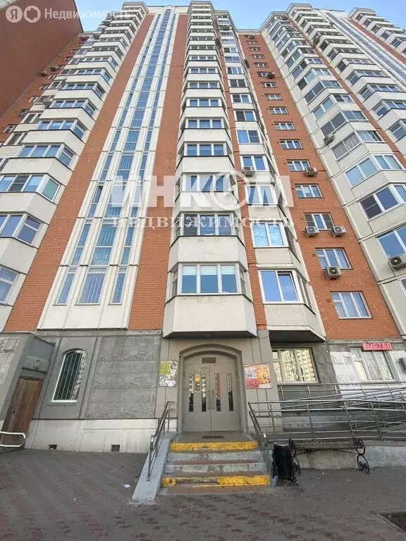 1-комнатная квартира: Москва, проспект Защитников Москвы, 8 (38.1 м) - Фото 2