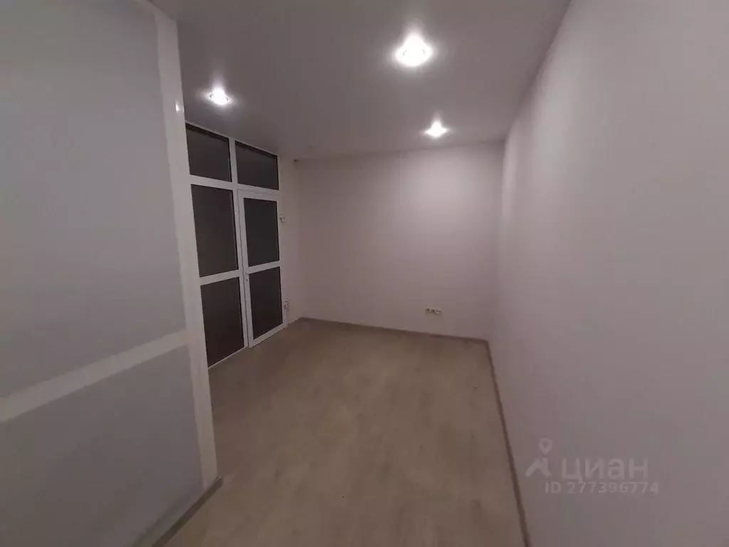 Офис в Красноярский край, Красноярск ул. Молокова, 40 (14 м) - Фото 1