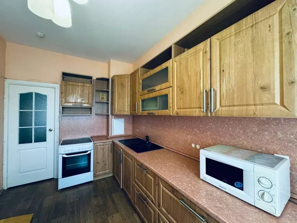 3-к кв. Ханты-Мансийский АО, Нижневартовск Ханты-Мансийская ул., 26 ... - Фото 1