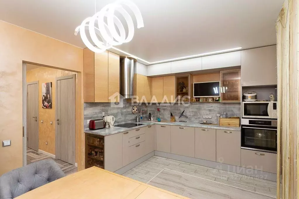 2-к кв. Владимирская область, Владимир ул. Горького, 133 (71.0 м) - Фото 1