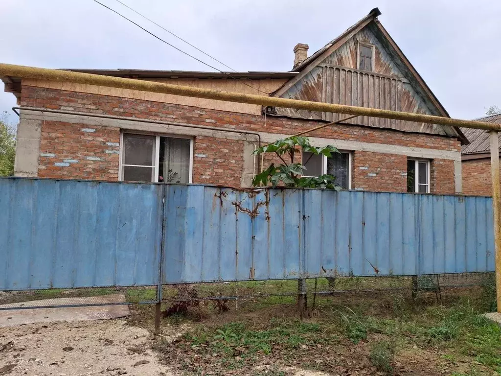 Дом в Краснодарский край, Абинск ул. Мира (70 м) - Фото 1