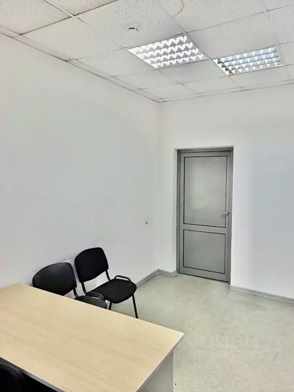 Офис в Тюменская область, Тобольск ул. Верхнефилатовская, 26с1 (32 м) - Фото 1