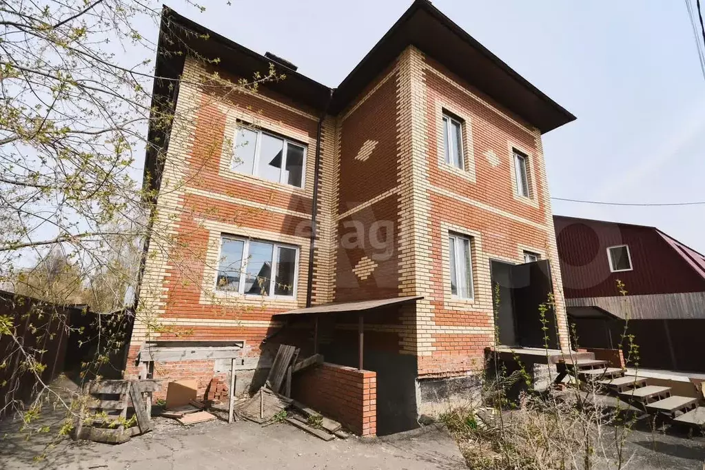 Дом 483,8 м на участке 3,9 сот. - Фото 1