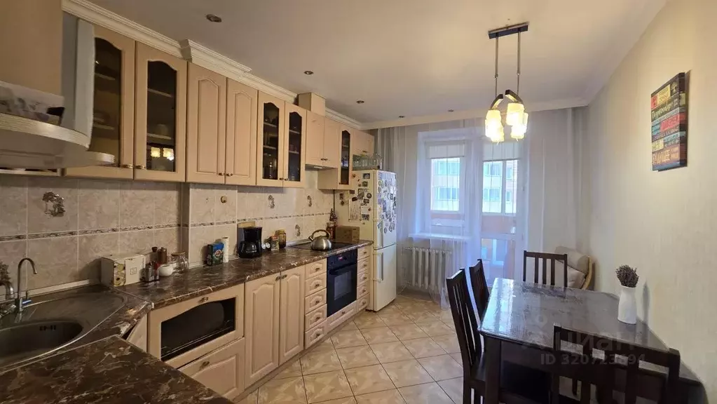 3-к кв. Омская область, Омск Барнаульская ул., 97к1 (74.1 м) - Фото 1