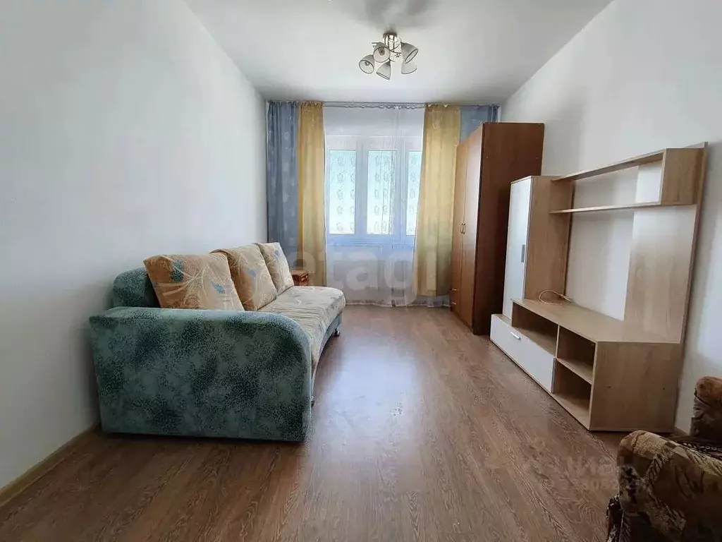 1-к кв. Курганская область, Курган Заозерный жилрайон, 5-й мкр, 35 ... - Фото 1