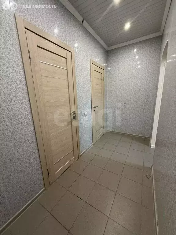 Дом в Новый Уренгой, Зелёная улица (183.5 м) - Фото 1