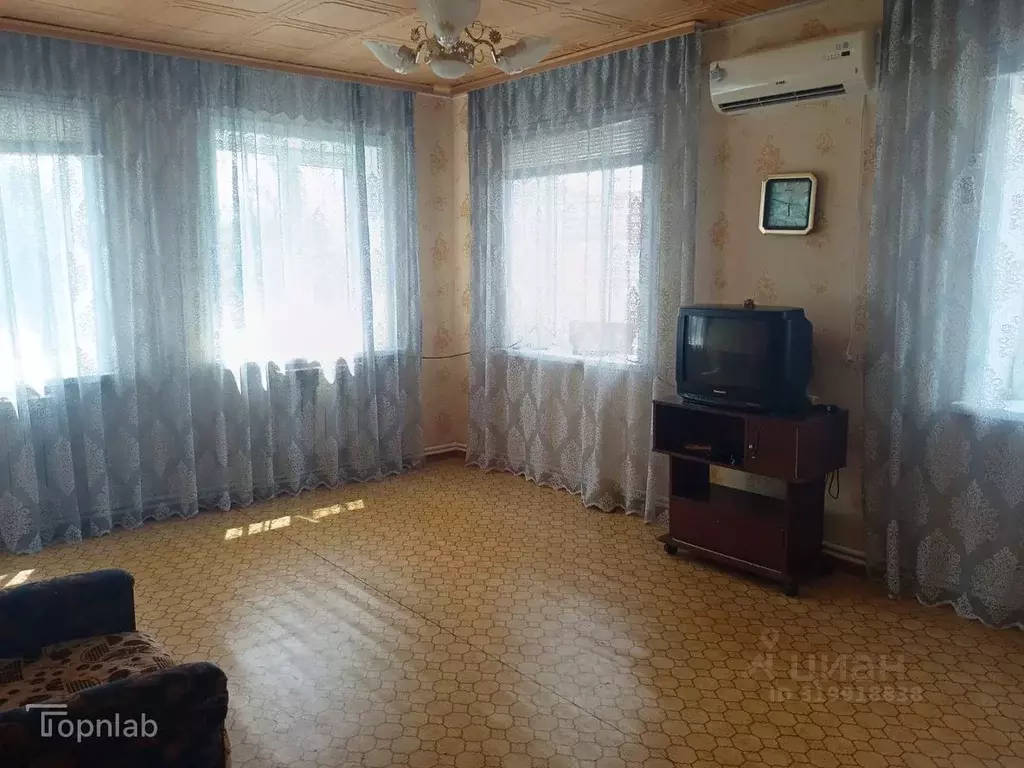 Дом в Волгоградская область, Котельниково ул. Романовых, 80 (67 м) - Фото 1