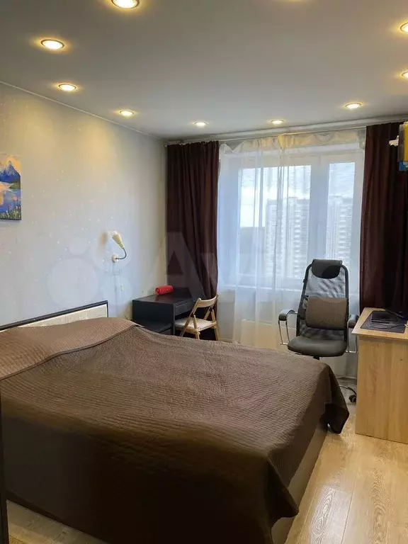 2-к. квартира, 60 м, 14/20 эт. - Фото 0