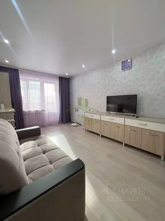 3-к кв. Бурятия, Улан-Удэ 113-й мкр, 26 (70.0 м) - Фото 0