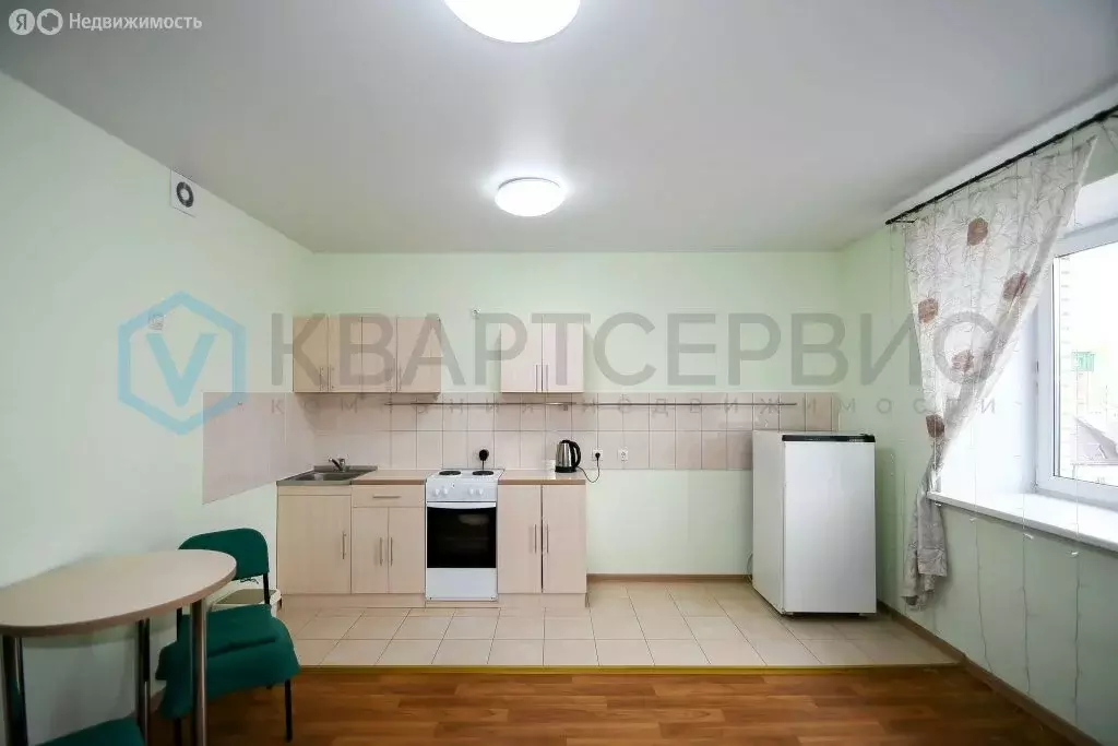 Квартира-студия: Омск, улица Малиновского, 18к3 (29.2 м) - Фото 0