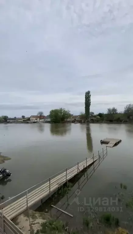 Дом в Астраханская область, Володарский район, с. Маково Набережная ... - Фото 1