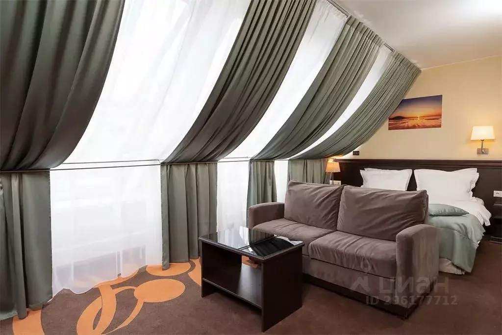 Комната Санкт-Петербург ул. Смолячкова, 5к1 - Фото 1