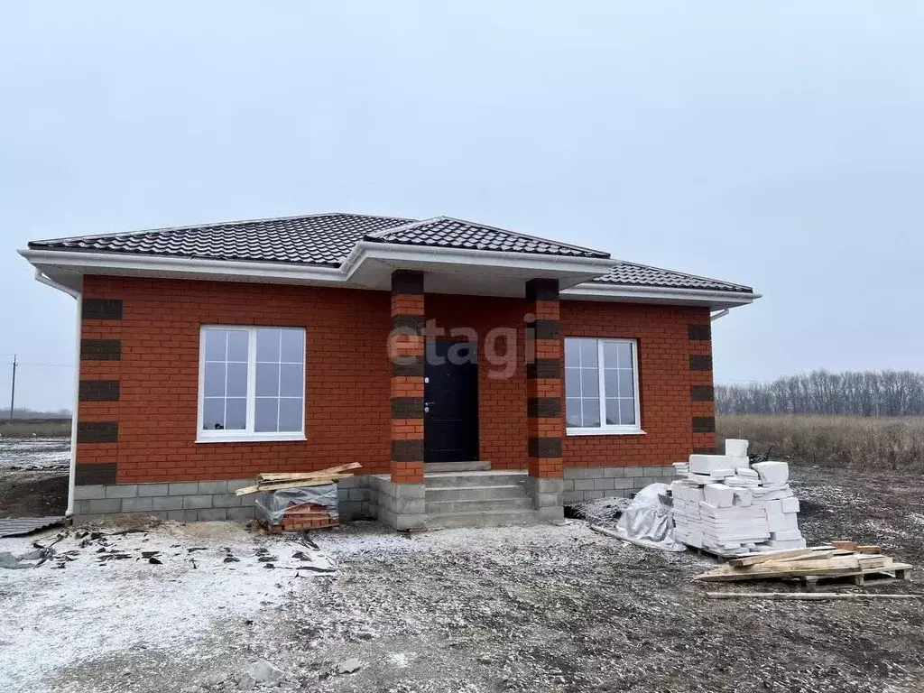 Дом в Белгородская область, Строитель Яковлевский городской округ, ул. ... - Фото 0