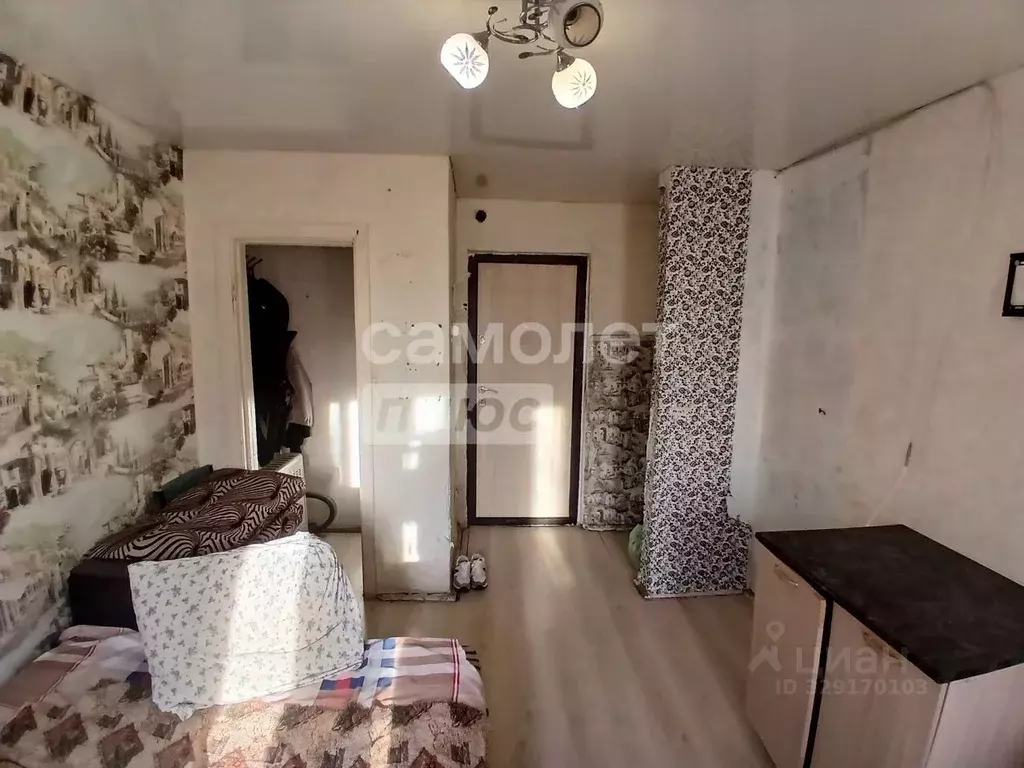 Комната Челябинская область, Челябинск ул. Кудрявцева, 81 (12.4 м) - Фото 2
