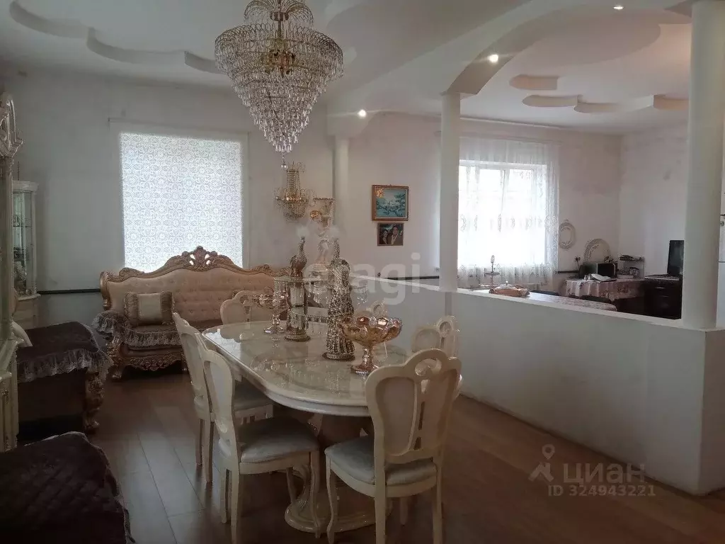 Дом в Красноярский край, Красноярск ул. Автомобилистов, 36 (322 м) - Фото 1