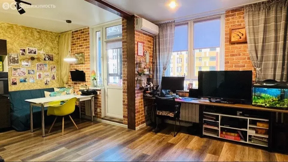 2-комнатная квартира: Новоивановское, бульвар Эйнштейна, 2 (58.3 м) - Фото 1