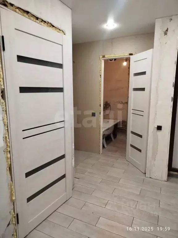 3-к кв. Челябинская область, Челябинск Мебельная ул., 85а (50.0 м) - Фото 1