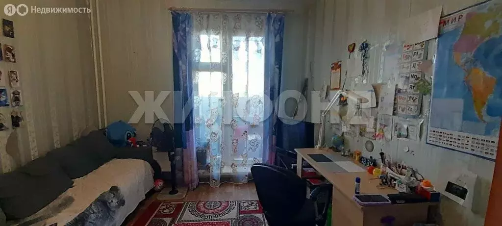 3-комнатная квартира: Новосибирск, Берёзовая улица, 11 (56.6 м) - Фото 0