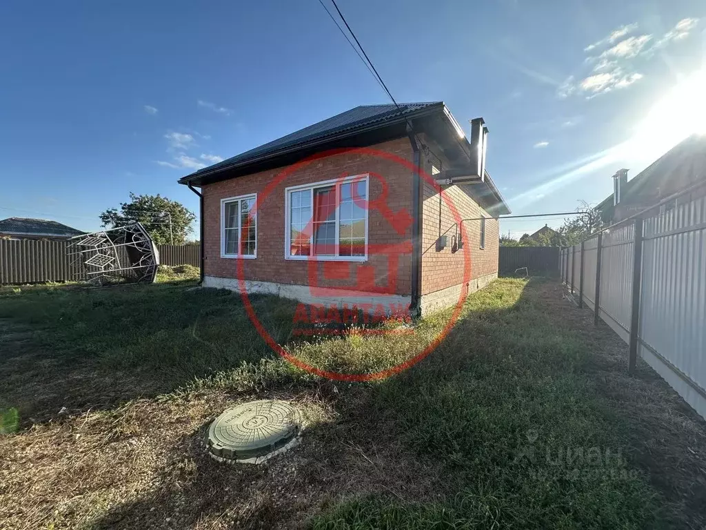 Дом в Краснодарский край, Новокубанск Московская ул., 7 (80 м) - Фото 1