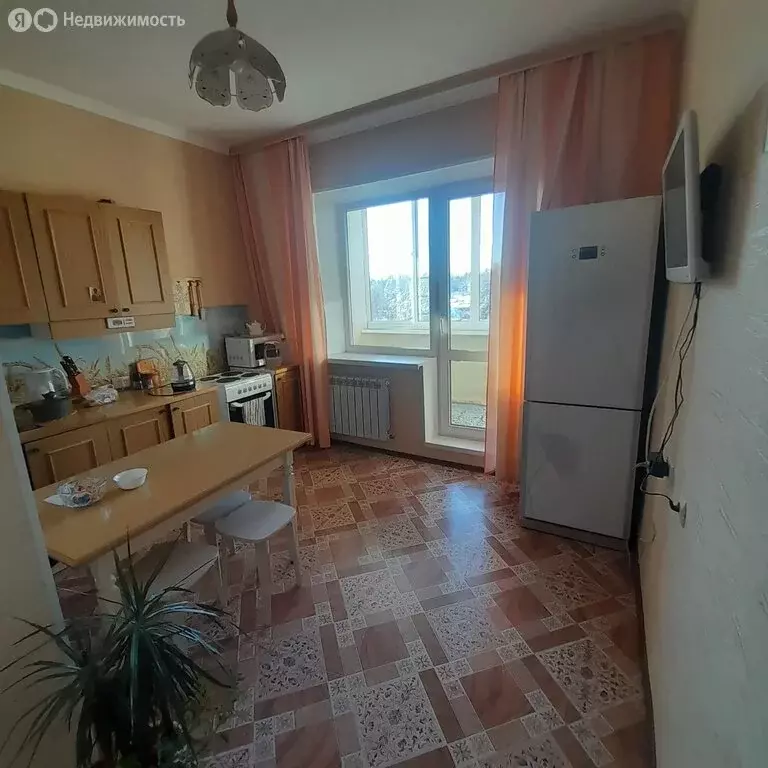 2-комнатная квартира: посёлок городского типа Чульман, улица ... - Фото 2