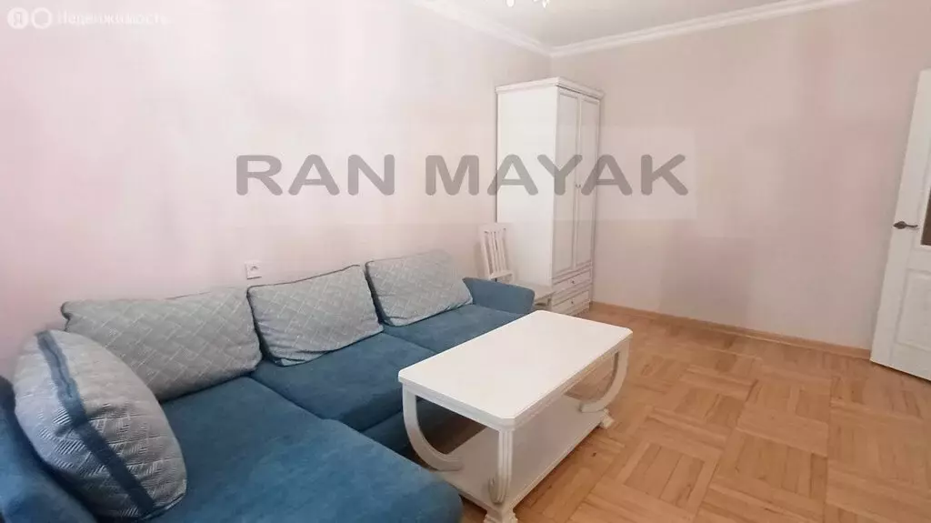 2-комнатная квартира: Майкоп, улица 8 Марта, 22 (52 м) - Фото 1