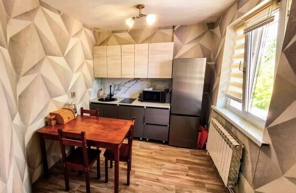 1-к кв. Иркутская область, Ангарск 251-й кв-л, 14 (33.6 м) - Фото 1