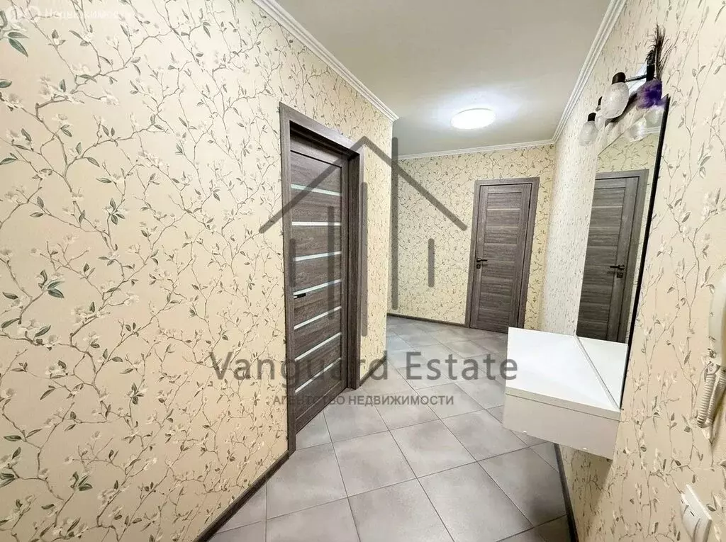 2-комнатная квартира: Барнаул, улица Малахова, 93 (65.6 м) - Фото 1