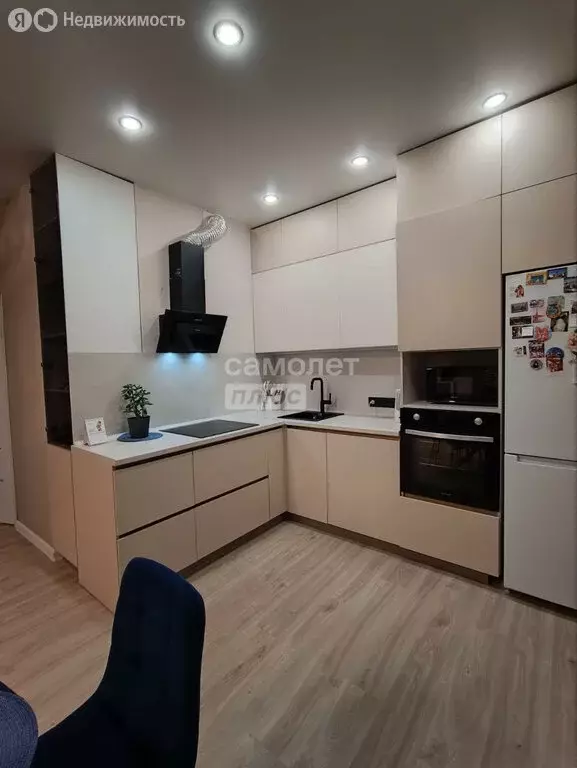 2-комнатная квартира: посёлок городского типа Ржавки, 21 (45.5 м) - Фото 1