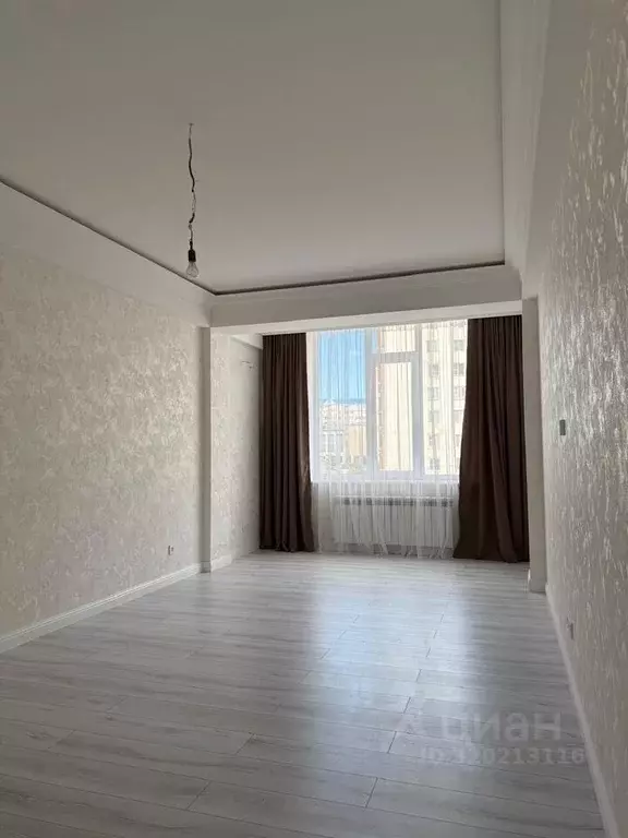 2-к кв. Дагестан, Каспийск ул. Камиля Гасанова, 2 (80.0 м) - Фото 0
