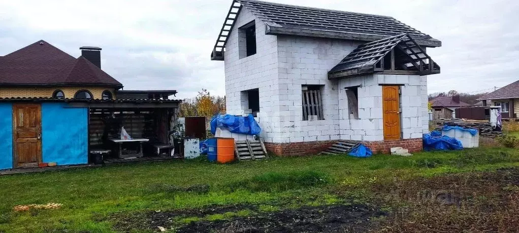 Дом в Белгородская область, Белгородский район, Разумное рп ул. ... - Фото 1