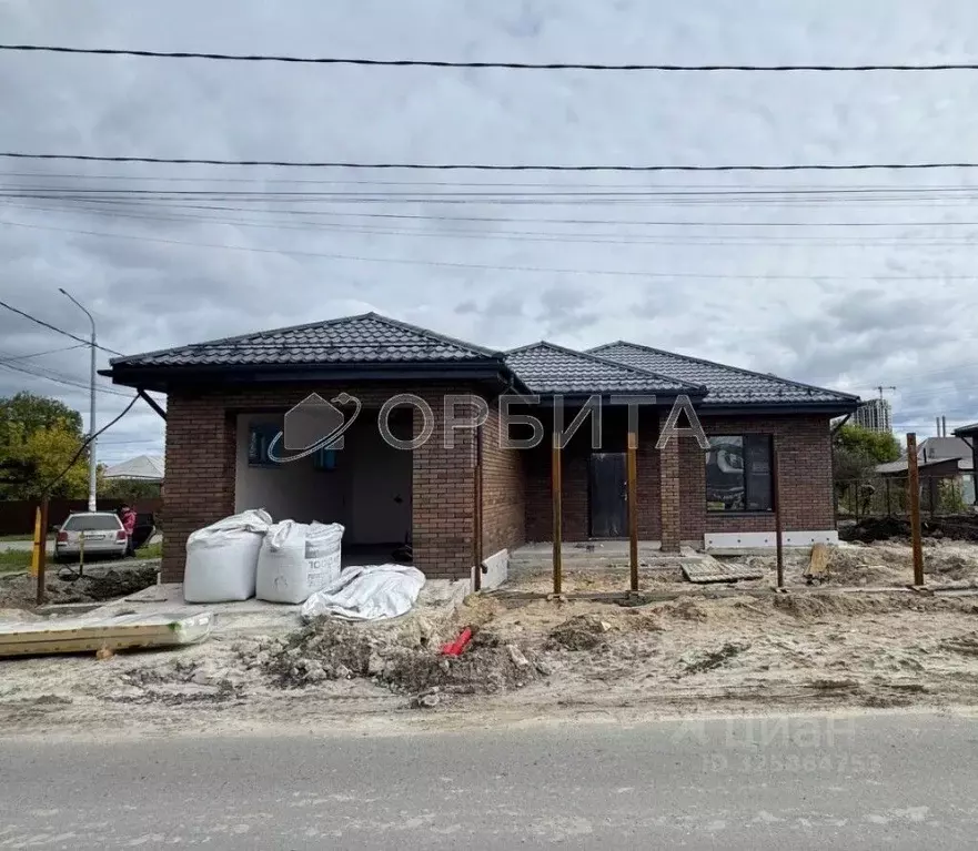 Дом в Тюменская область, Тюмень Микрорайон мыс, ул. Кулибина, 106 (90 ... - Фото 1