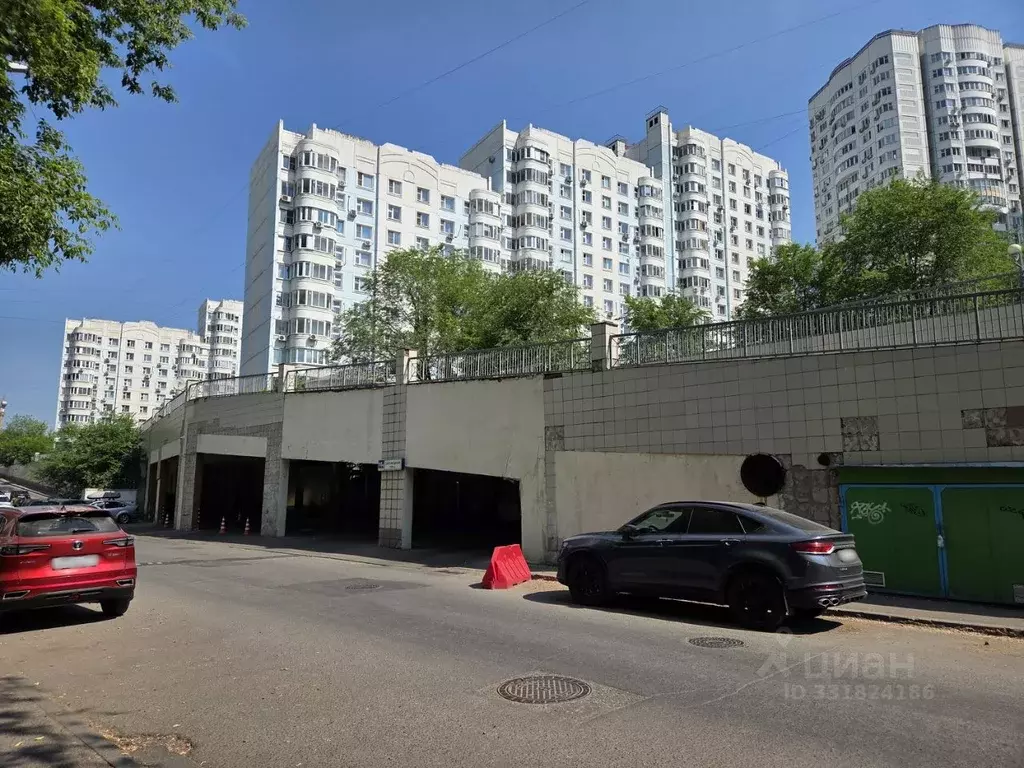 Гараж в Москва Заповедная ул., 16к1с2 (17 м) - Фото 1