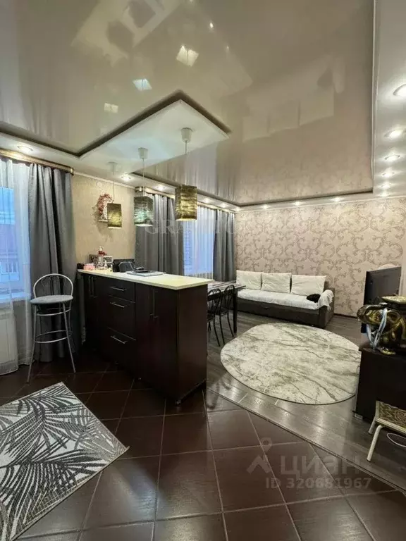 3-к кв. Алтай, Горно-Алтайск Коммунистический просп., 75 (63.5 м) - Фото 1