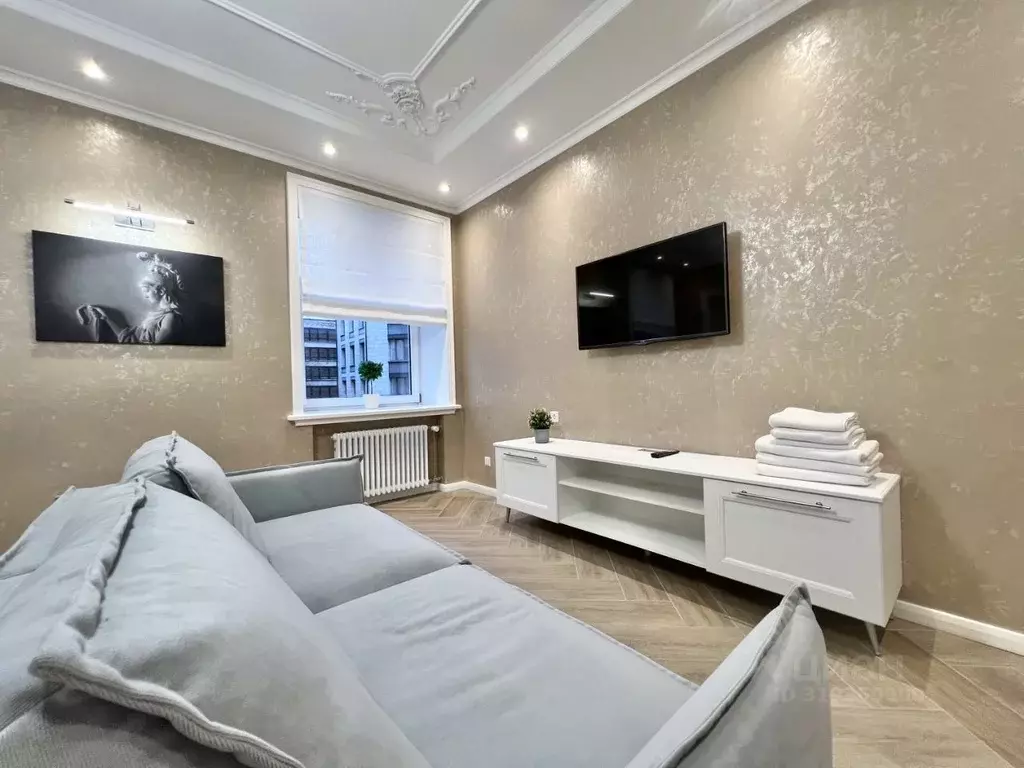 3-к кв. Санкт-Петербург ул. Александра Невского, 3 (80.0 м) - Фото 1