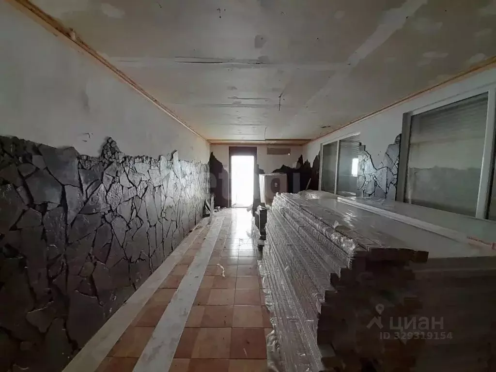 Помещение свободного назначения в Крым, Бахчисарайский район, с. ... - Фото 1